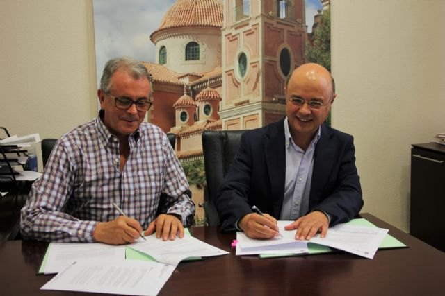 Hacienda cede un inmueble y un vehículo al Ayuntamiento de Abarán para usos municipales - 1, Foto 1