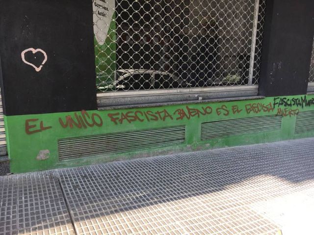 VOX denuncia la aparición de pintadas de amenazas de muerte en su nueva sede de Cieza - 1, Foto 1