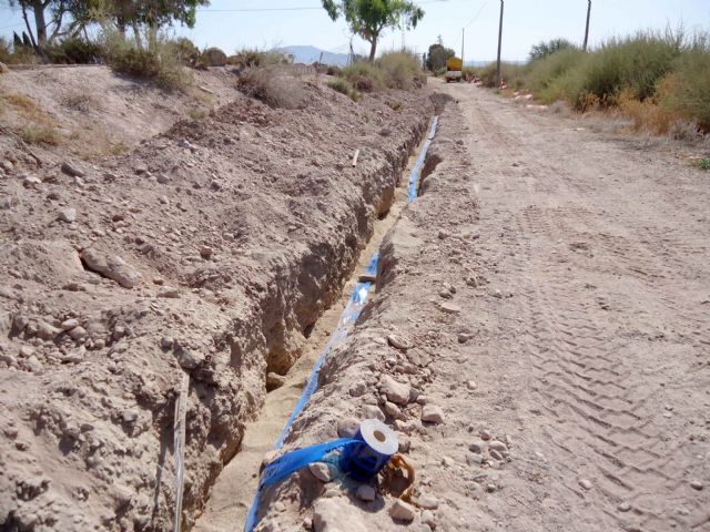 The potable water distribution pipeline built next to the Rambla de La Santa, in the Tirol Camilleri neighborhood, is already in service, Foto 3