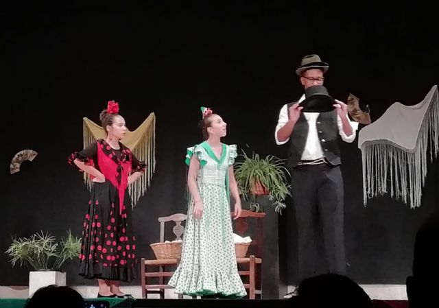 Intépretes de todas las edades se suben al escenario de la mano del grupo Tejuba - 1, Foto 1