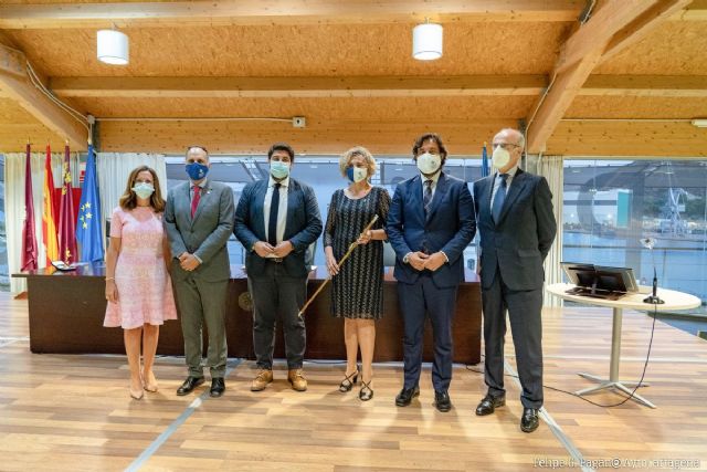 Beatriz Miguel se convierte en la primera mujer en tomar el mando de la Politécnica de Cartagena - 1, Foto 1