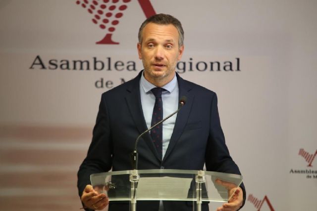 Joaquín Segado: La crisis de las pateras de Vélez se ha convertido en un problema de salud pública - 1, Foto 1