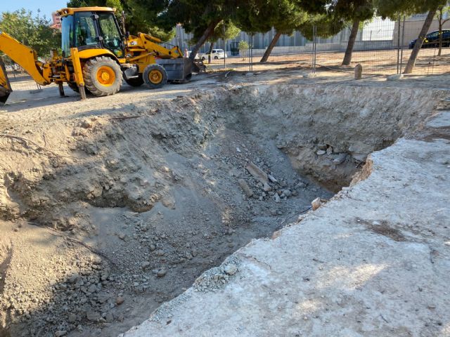 Comienzan las obras de cimentación, estructura, cubierta y cerramiento perimetral del futuro espacio de restauración del Parque Nelson Mandela - 1, Foto 1