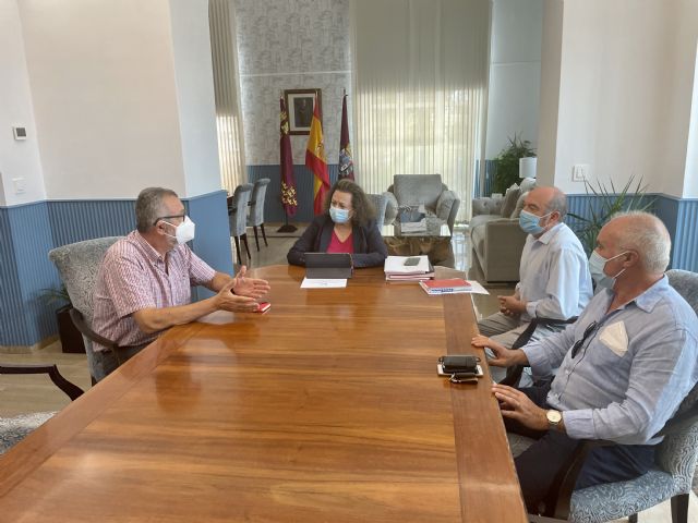 La presidenta de la Autoridad Portuaria de Cartagena recibe a la Plataforma del Ferrocarril de la Región de Murcia - 1, Foto 1
