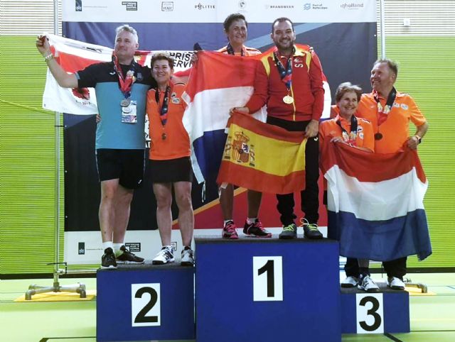 El jugador de bádminton torreño Antonio Brao se cuelga el oro en las Olimpiadas de Policías y Bomberos de Holanda - 1, Foto 1
