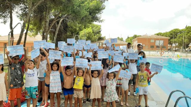 Clausura y entrega de diplomas de los cursos de natación programados por la concejalía de Deportes - 4, Foto 4