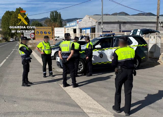 La Guardia Civil investiga a un conductor por circular en sentido contrario y superando la tasa de alcoholemia - 1, Foto 1