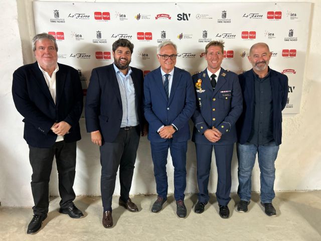 Fosforito, Cristina Hoyos y Paco Cepero iluminan al Melón de Oro 2025 - 1, Foto 1