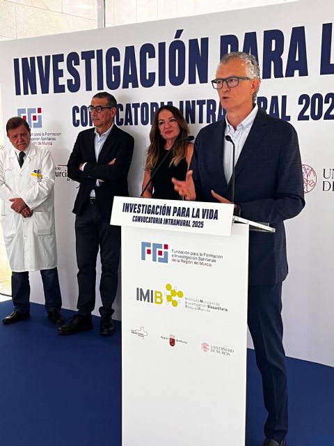 El Gobierno regional impulsa una inversión de 500.000 euros para promover ayudas a investigadores del IMIB - 2, Foto 2