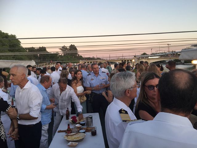 Tradición naval y espíritu institucional se dan cita en el Guadalquivir con motivo de la festividad de la Virgen del Carmen - 2, Foto 2