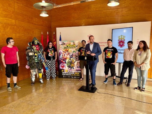 El cartel de la nueva edición de Murcia Manga Experience une los grandes iconos de la cultura pop con el patrimonio de la ciudad - 2, Foto 2