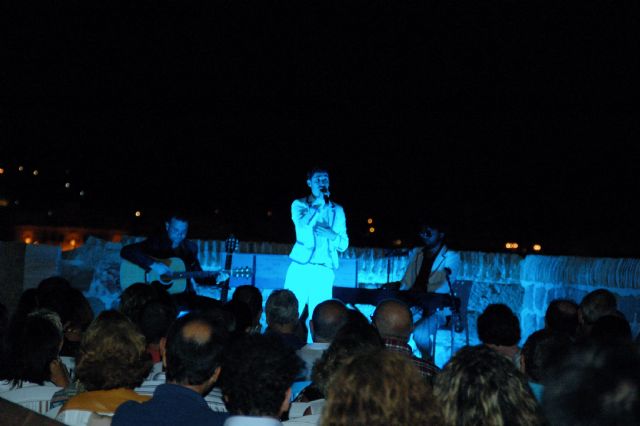 Dúo Orquesta Regalizes cierra con éxito el ciclo de conciertos Con Vistas al Mar aunando historia y arte - 1, Foto 1