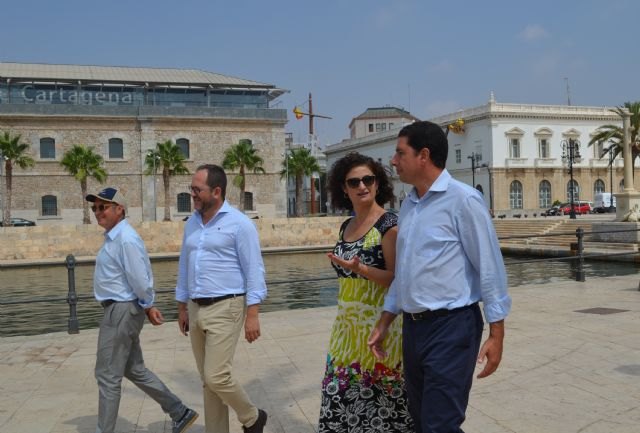 La consejera de Presidencia y el presidente de la Autoridad Portuaria avanzan en cuestiones de seguridad y emergencias - 1, Foto 1