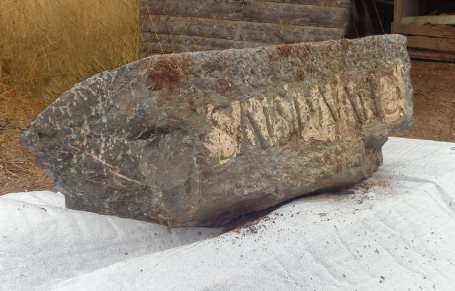 Cultura recupera una lápida romana que fue sustraída del muro del Monasterio de San Ginés de la Jara - 2, Foto 2