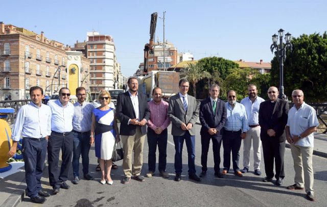 Un pórtico floral de 12 metros en el Puente de los Peligros recibe mañana a la Patrona de la ciudad - 3, Foto 3