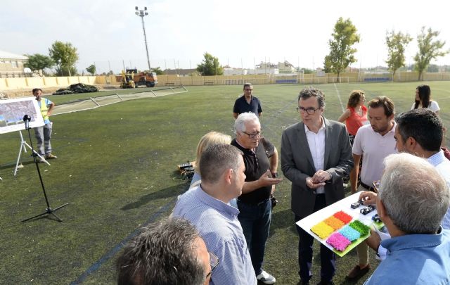 Arrancan las obras del campo de fútbol de Churra, que permitirán ampliar sus dimensiones y renovar el césped - 2, Foto 2