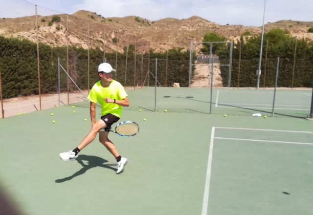 Inicio del curso de la Escuela de Tenis del C. T. Totana, Foto 8