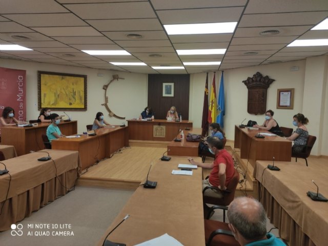 La concejala de Educacin rene a los responsables de los colegios pblicos para perfilar una vuelta a las aulas segura, Foto 2