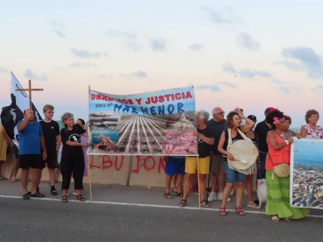 Manifiesto 27 agosto de 2022, Manifestación Rambla del Albujón: No más vertidos al Mar Menor - 3, Foto 3
