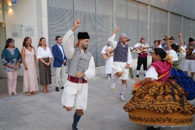 La consejera de Política Social inaugura el primer Centro Intergeneracional de la Región de Murcia - 3, Foto 3