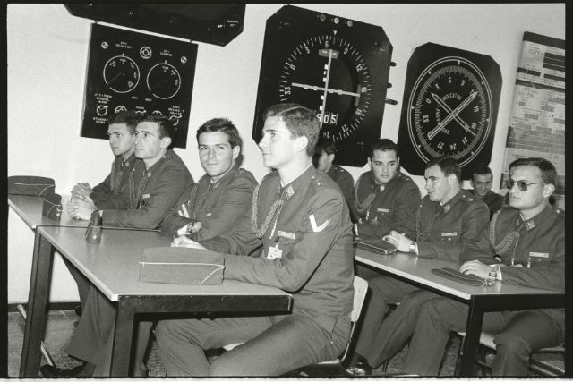 El Archivo regional publica una galería de fotos de Felipe VI en su etapa como cadete de la Academia General del Aire - 2, Foto 2