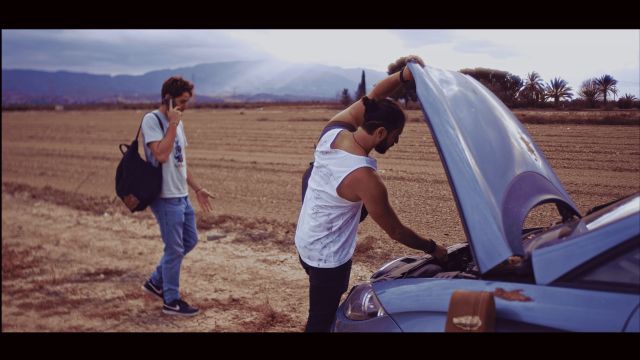 La pasión y la realidad en el mundo de la música chocan en Hobbies caros - 2, Foto 2