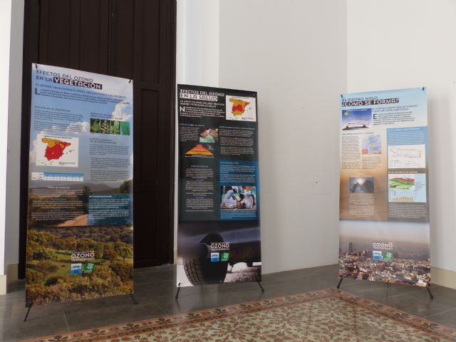 Lorca acoge la exposición sobre calidad del aire y contaminación por ozono - 1, Foto 1
