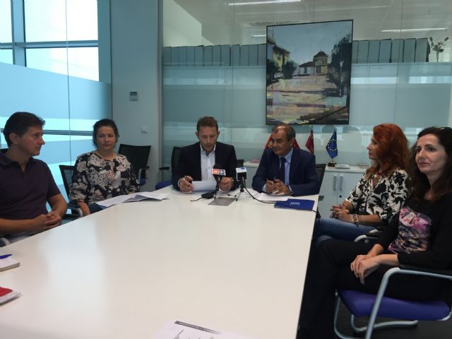 Ayuntamiento de Torre-Pacheco y UCOMUR firman convenio de colaboración - 1, Foto 1