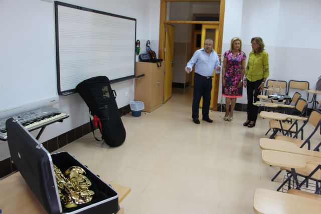 El Colegio San Pedro Apóstol alberga una escuela de base y altos estudios musicales - 3, Foto 3