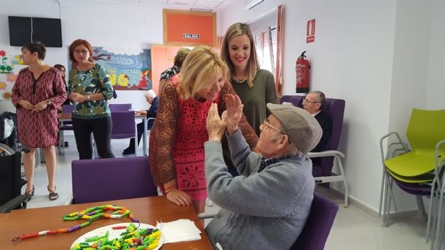 Familia atiende a más de 3.000 personas mayores en el municipio de Jumilla - 1, Foto 1