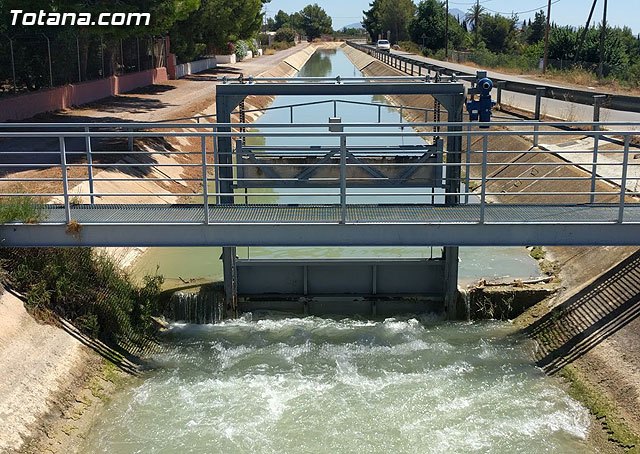 El Ministerio ha satisfecho el abastecimiento de agua en las cuencas del Júcar y del Segura durante el año hidrológico 2015-16 pese a la sequía, Foto 1