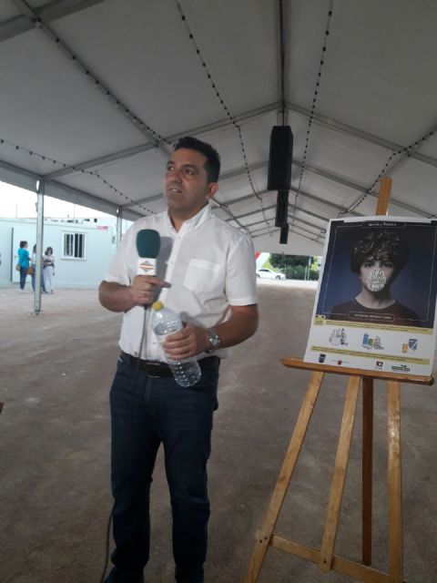 Campaña a favor del reciclaje en la zona de El Jaraiz - 1, Foto 1