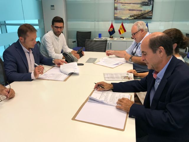 El Ayuntamiento firma el convenio de resolución del contrato de la obra del Museo Paleontológico - 1, Foto 1