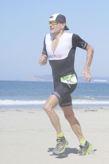 Graham Baxter, triatleta inglés residente en Totana, lidera el ranking mundial de su grupo de edad en medio Ironman, Foto 2