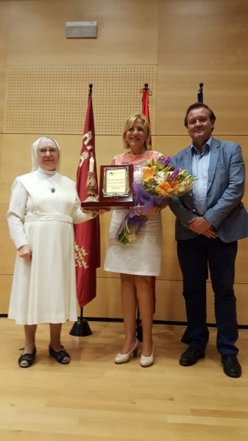 La Comunidad financia con 9,5 millones la atención a personas mayores en los centros de Lares - 2, Foto 2