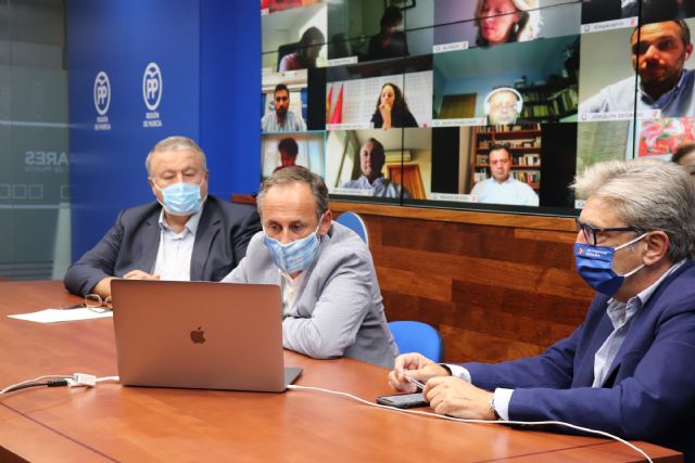 Los alcaldes del PP denuncian la inseguridad en sus municipios al destinar Vélez los efectivos a la custodia de inmigrantes - 2, Foto 2