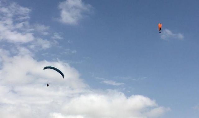 Los parapentes sobrevuelan la Peñarrubia en la Concentración Nacional de los Juegos Deportivos del Guadalentín - 3, Foto 3