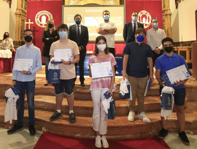 La UCAM premia a diez jóvenes por sus proyectos de realidad aumentada y virtual - 1, Foto 1