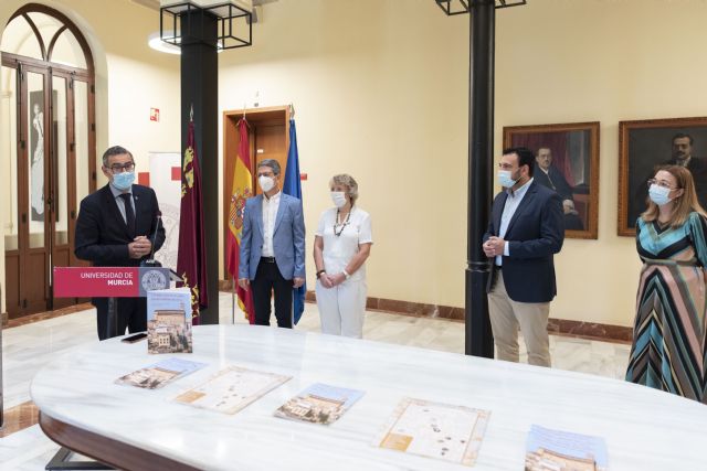 La UMU publica ´Cehegín, donde las calles tienen millones de años´, un paseo por la historia geológica del casco antiguo - 1, Foto 1