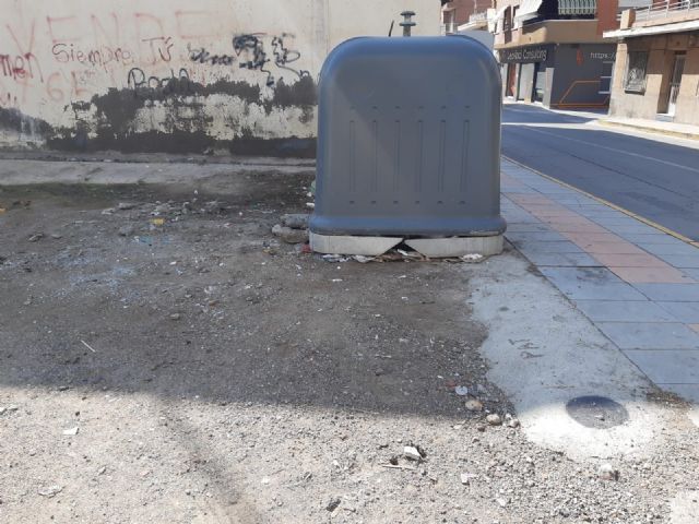 Esta semana han comenzado las labores de limpieza de solares en el barrio de El Labradorcico y calles adyacentes - 1, Foto 1