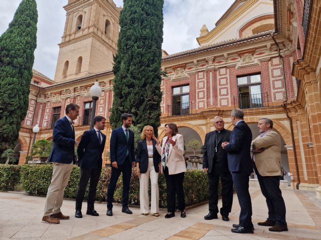 La UCAM inaugura el restaurado claustro de su Campus de Murcia - 1, Foto 1