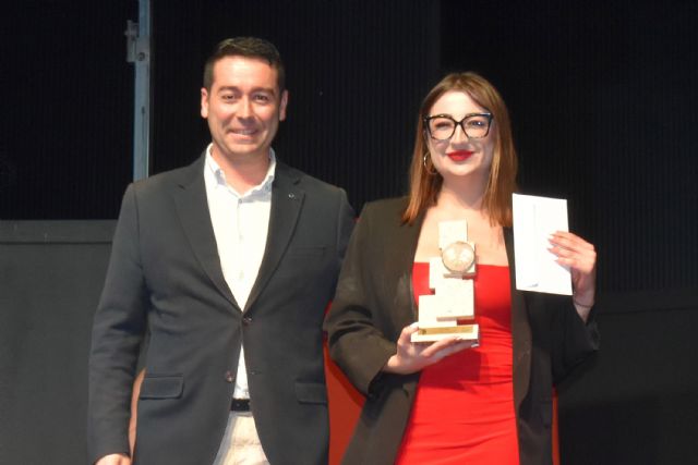 Los grupos Trece Gatos (Madrid) y Todo sobre Eva (Elche) copan los premios del XIII certamen de teatro amateur Juan Baño con tres cada uno - 4, Foto 4