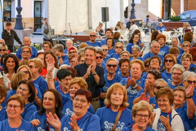 El Ayuntamiento de Lorca impulsa la actividad física y el envejecimiento activo con nuevas Masterclass de gimnasia, baile y pilates dentro del Mes del Mayor - 2, Foto 2
