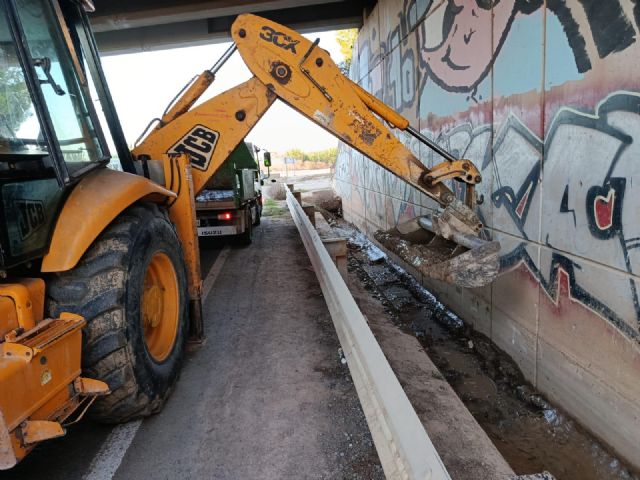 El Gobierno regional destina 688.000 euros a reforzar la conservaci�n de las carreteras auton�micas y prevenir los efectos de las lluvias, Foto 3
