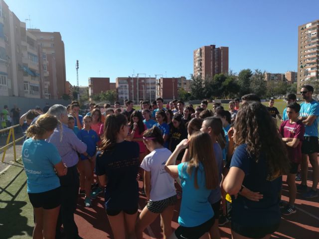 El Director General de Deportes visita un entrenamiento del UCAM Atletismo Cartagena - 4, Foto 4