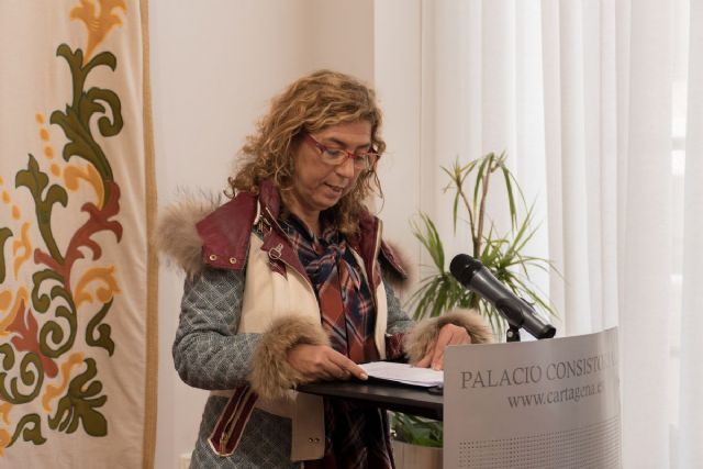 La ADLE crea un programa de activación para el empleo dirigido a parados de larga duración mayores de 40 años y con cargas familiares - 1, Foto 1