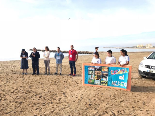 Cerca de 700 corredores se suman a la carrera solidaria Domund 2018 organizada por el colegio María Inmaculada - 1, Foto 1