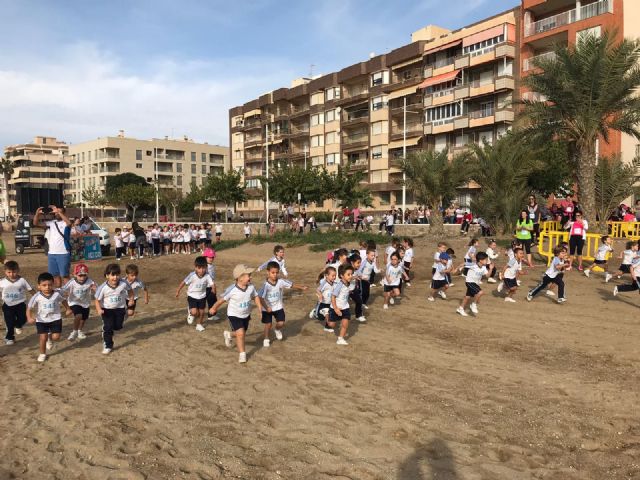Cerca de 700 corredores se suman a la carrera solidaria Domund 2018 organizada por el colegio María Inmaculada - 2, Foto 2