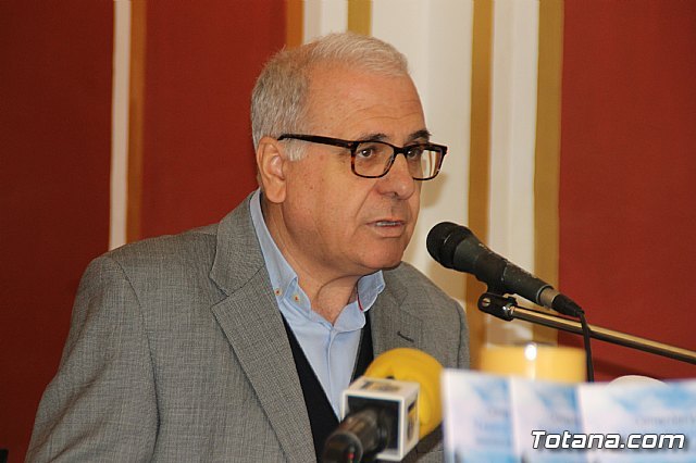 El cronista Juan Cánovas Mulero presenta el Cuadernillo sobre el Cementerio Municipal “Nuestra Señora del Carmen”, Foto 2