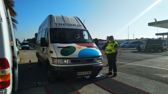 Los accidentes de furgoneta acumulan cuatro víctimas mortales y catorce heridos graves en vías interurbanas de la Región en 2019 - 1, Foto 1